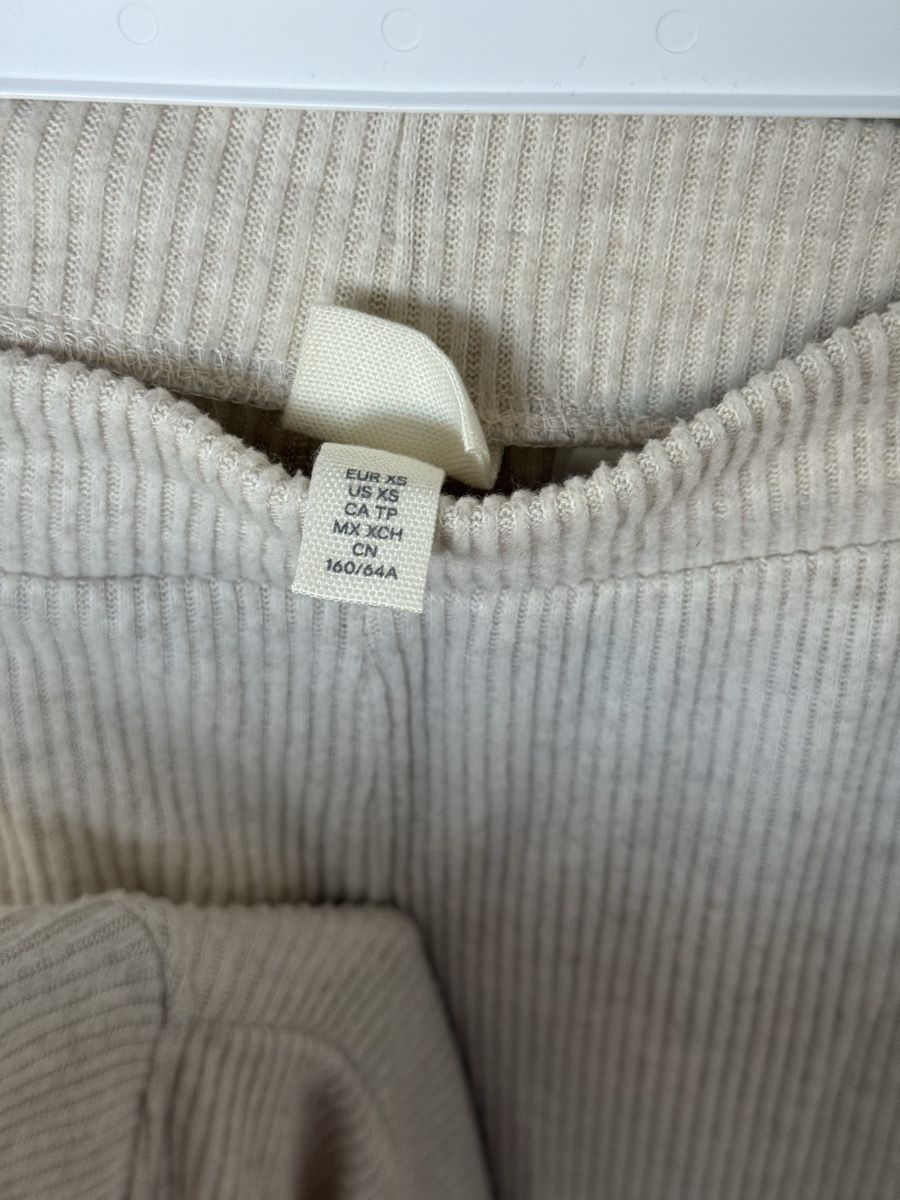 H&M Anzüge & Kostüme: Ensemble cosy – Gebraucht aus Monthey von sen_6ckr 5