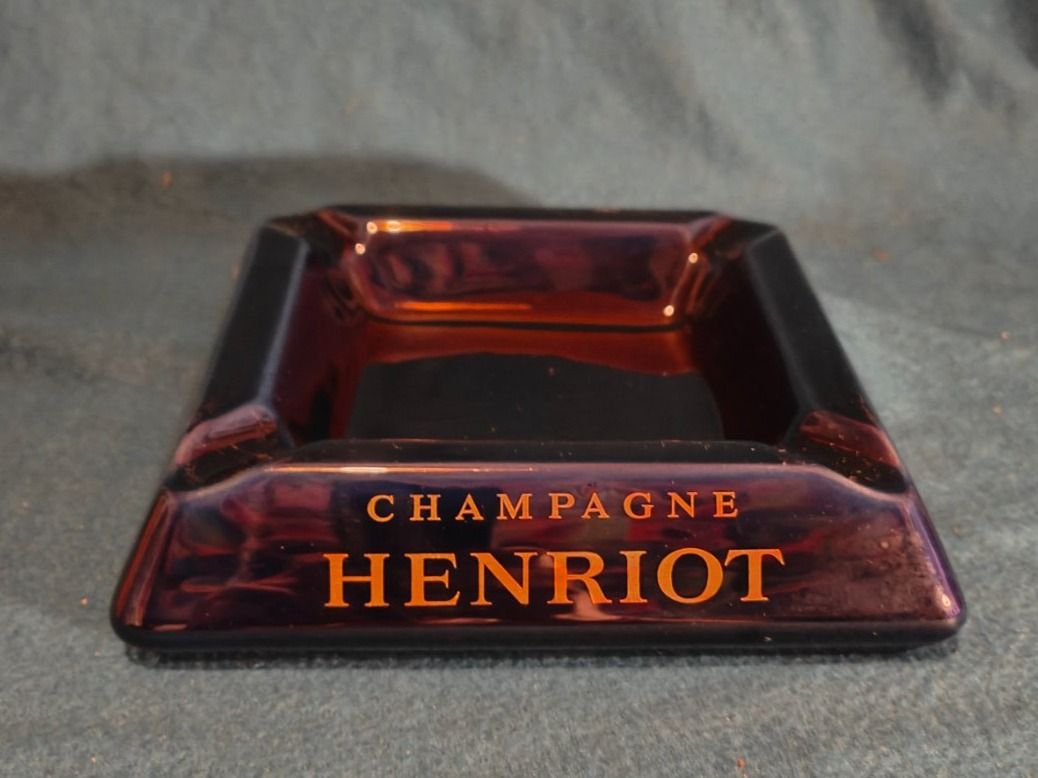 Portacenere: Aschenbecher Champagne HENRIOT – Usato da Rothrist venduto da SiddharthaMoon 1