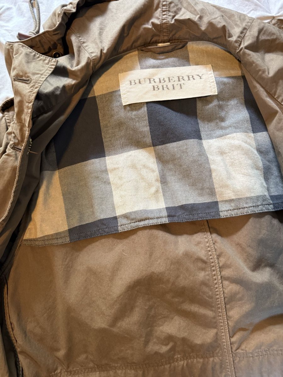 Burberry Manteaux: BURBERRY BRIT PARKA – D'occasion à Zurich par Alinecnicolet 5