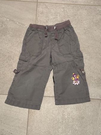 Short au genou gris pour fille taille 116