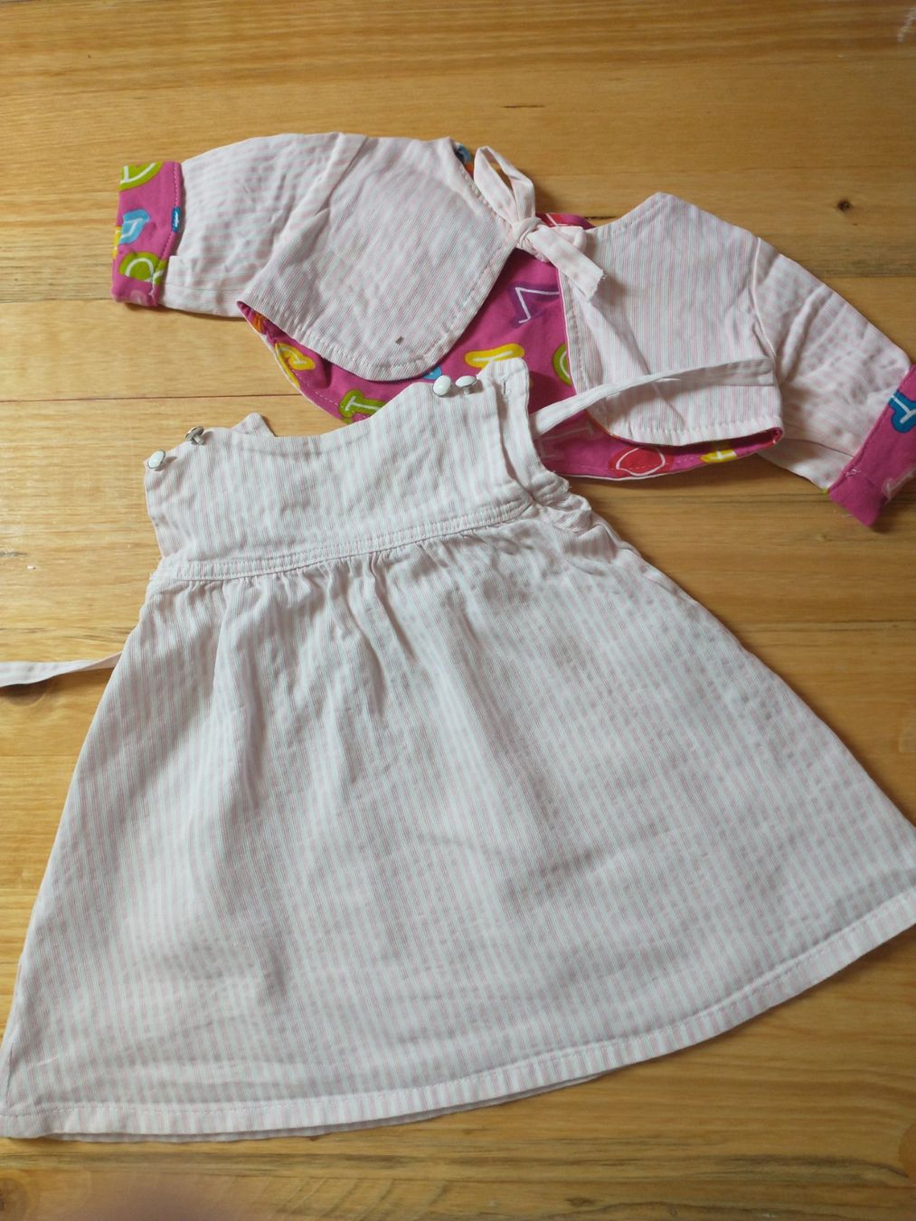 Lotti & Set di vestiti: Süsse Mädchenkleider Set Gr. 62/68 Sommerkleidchen – Usato da Ersigen venduto da she9a 7
