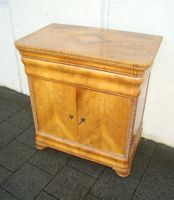 schöne kleine, antike Waschkommode, Nussbaum
