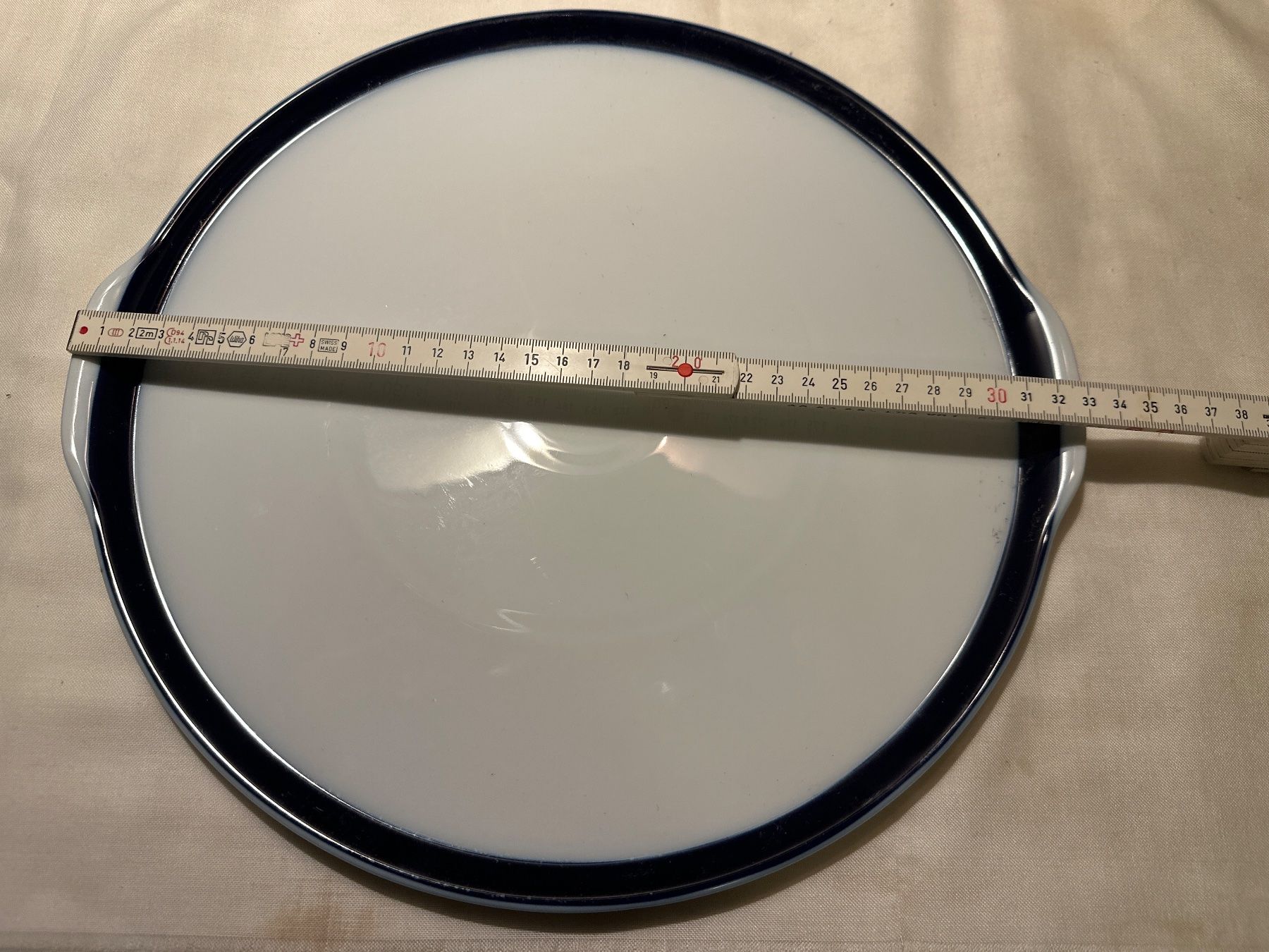 Hutschenreuther Servierplatten: Hutschenreuther "Olivia 63" Servierplatte, Durchmesser 32 cm – Gebraucht aus Zürich von Chaeffeler 3