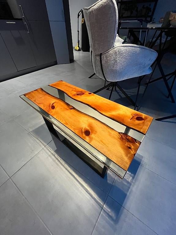 Tavoli: Epoxy Holztisch, couchtisch – Usato da Wynigen venduto da nic_w69h 1