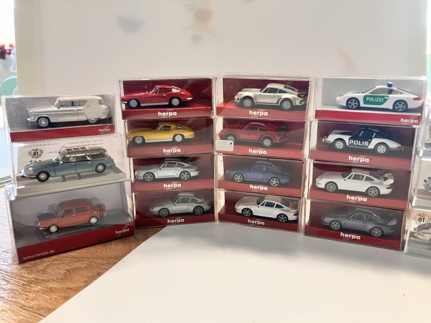 Modellini d'auto: Modellautos 1/87, originalverpackt Versch. Modelle, Oldtimer – Usato da Oberweningen venduto da LSP72 7