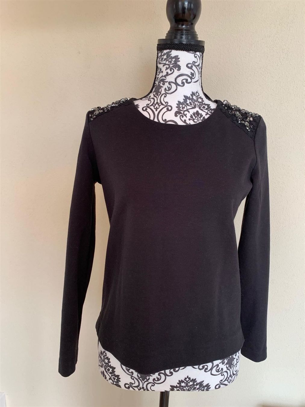 Massimo Dutti Pullover & Sweatshirts: Massimo Dutti Pullover schwarz langarm – Gebraucht aus Fribourg von tschjoly