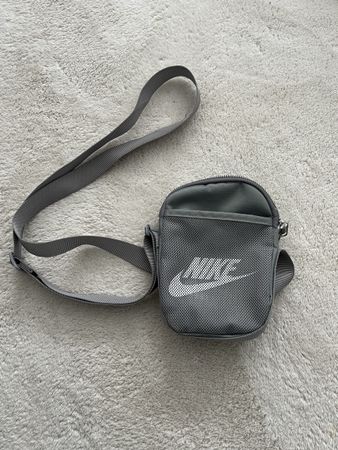Nike Umhängetasche