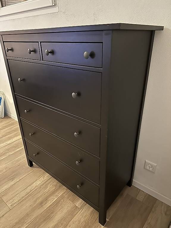 Cassettiere: Commode à tiroir IKEA noire  – Usato da Fey venduto da EnzodesAlpes 1