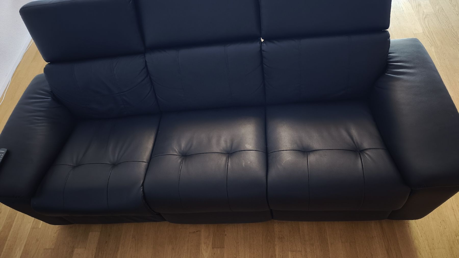 Sofas: Leder Sofas mit Liegefunktion Neuwertig – Gebraucht aus Guntershausen von wow_7zn2 4