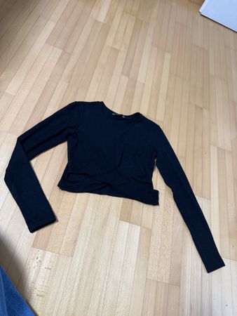 Bershka Black Long Sleeve Top - Size M - Great find!