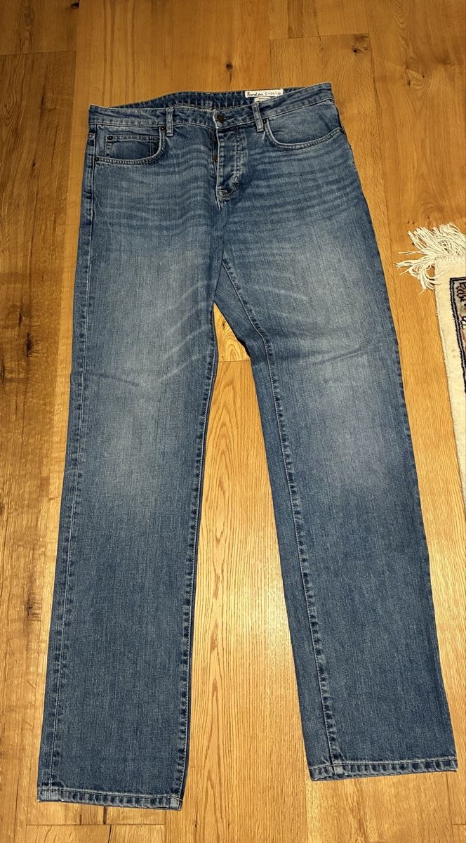 Jeans: Jeans von Boden – Usato da Moleson-s-Gruyeres venduto da Mosaikplastik