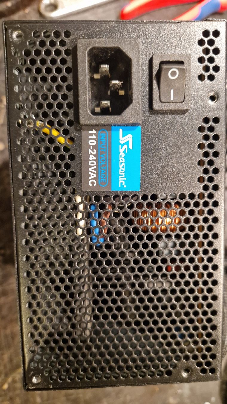 Seasonic Composants électroniques: PC Netzteil 500w – D'occasion à Küttigen par dom_dom123_2008 1