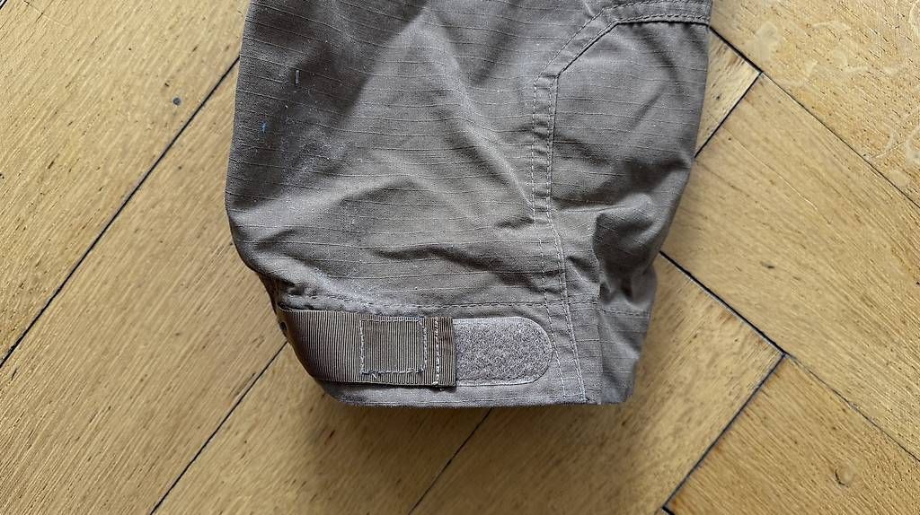 Pantaloni: Clawgear Operator Combat Pants – Usato da Zürich venduto da Schlumpf_fs 2