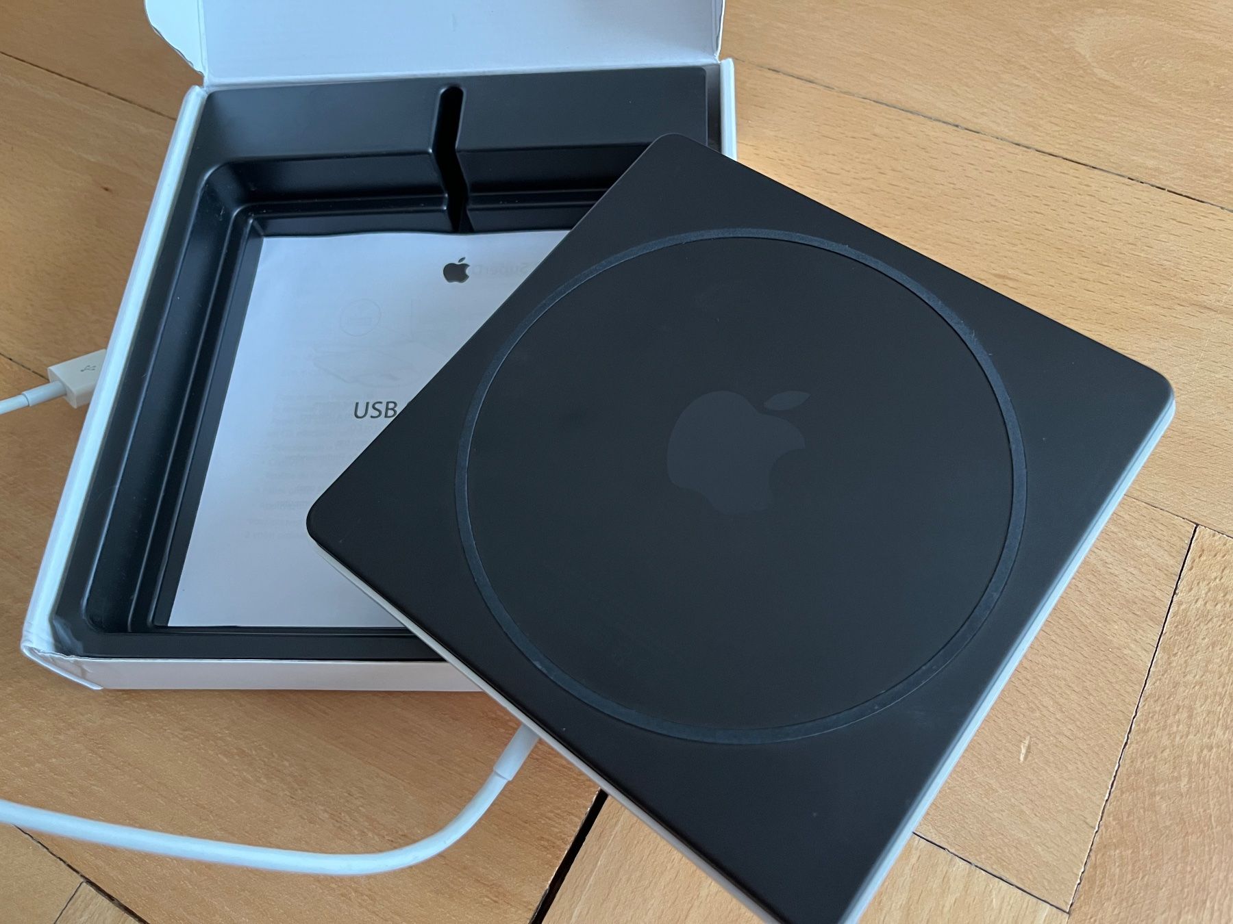 Apple Audio- & Mediensysteme: Apple USB SuperDrive – Gebraucht aus Fribourg von  5