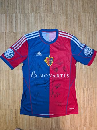 Signiertes FC Basel Trikot Saison 2013/2014, Grösse S