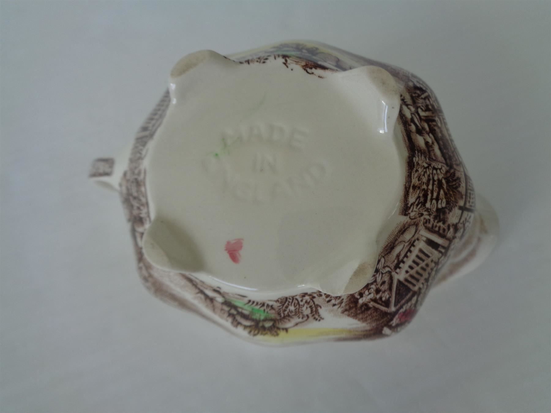 Caraffe: Rahmkrug Johnson Bros England – Usato da Chur venduto da omonia 5
