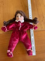 Ancienne petite poupée tête en porcelaine, 17 cm