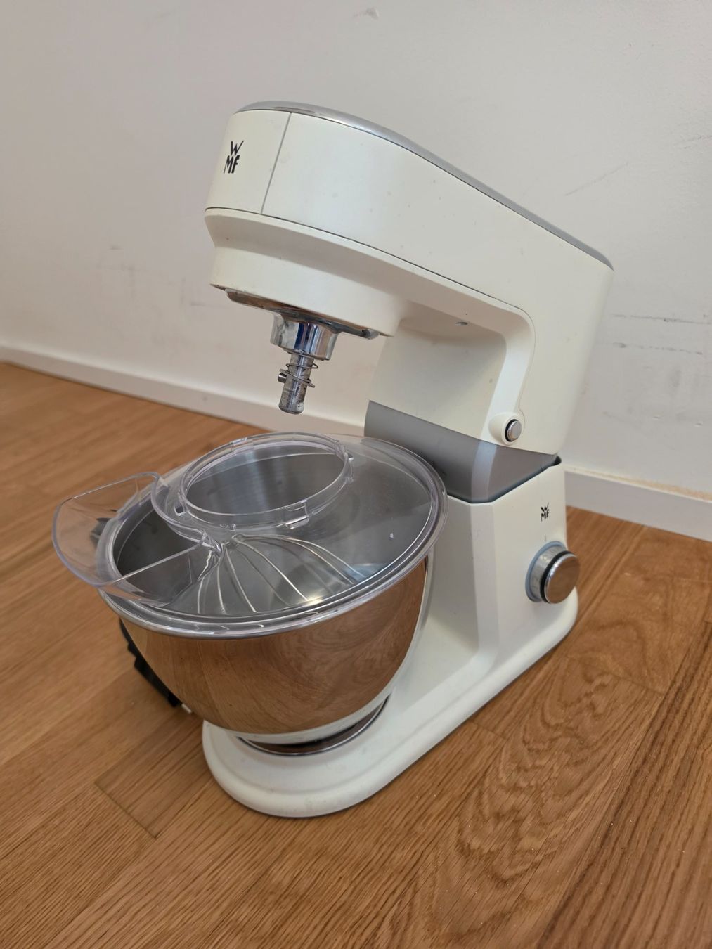 WMF Appareils de cuisine: WMF Küchenmaschine Ivory – Neuf avec emballage d'origine à Bülach par HelveCard
