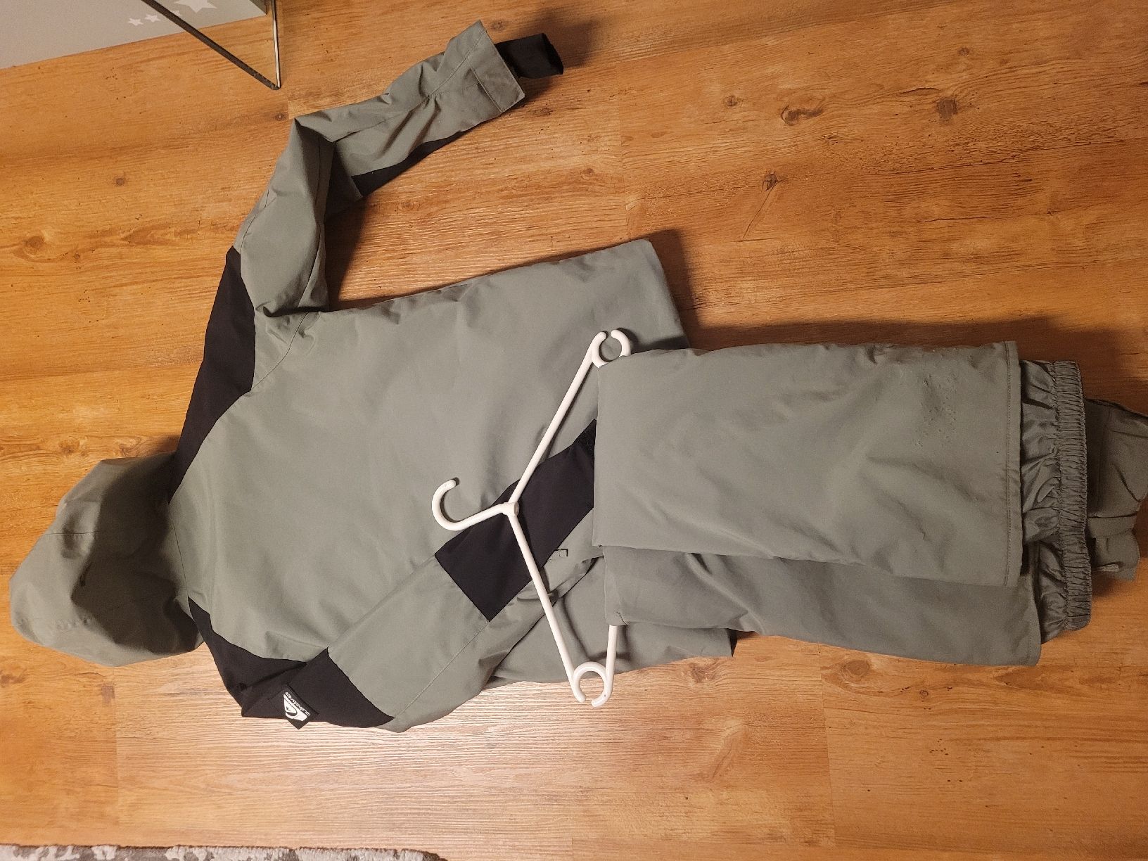 Quiksilver Lotti di vestiti: quicksilver gr 164 – Usato da Schalunen venduto da Sunneschiin09 4