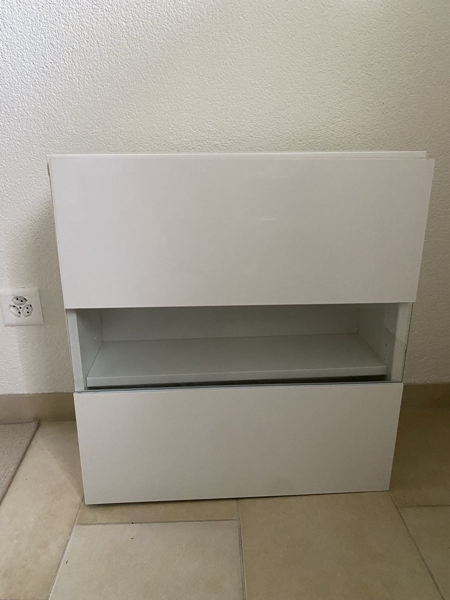Ikea Scaffali: Ikea Bestå Vitrine / Wandregal – Usato da Grasswil venduto da pp7830