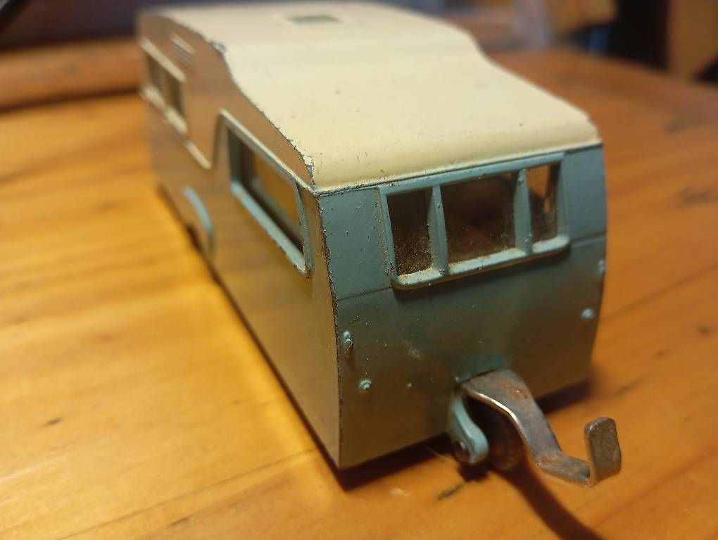 Dinky Toys Modellautos: Caravan dinky Toys – Gebraucht aus Basel von Petergunn 2