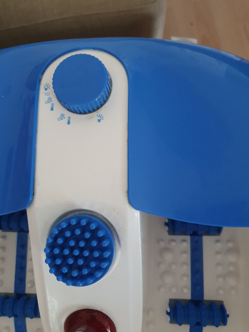 Medisana Dispositivi per massaggi: Fussbad Medisana  – Usato da Klingnau venduto da Fee1960 3