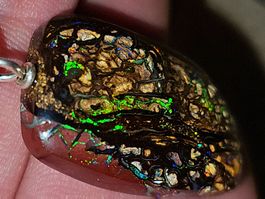 Natürlicher australischer Boulder Opal Silber Anhänger