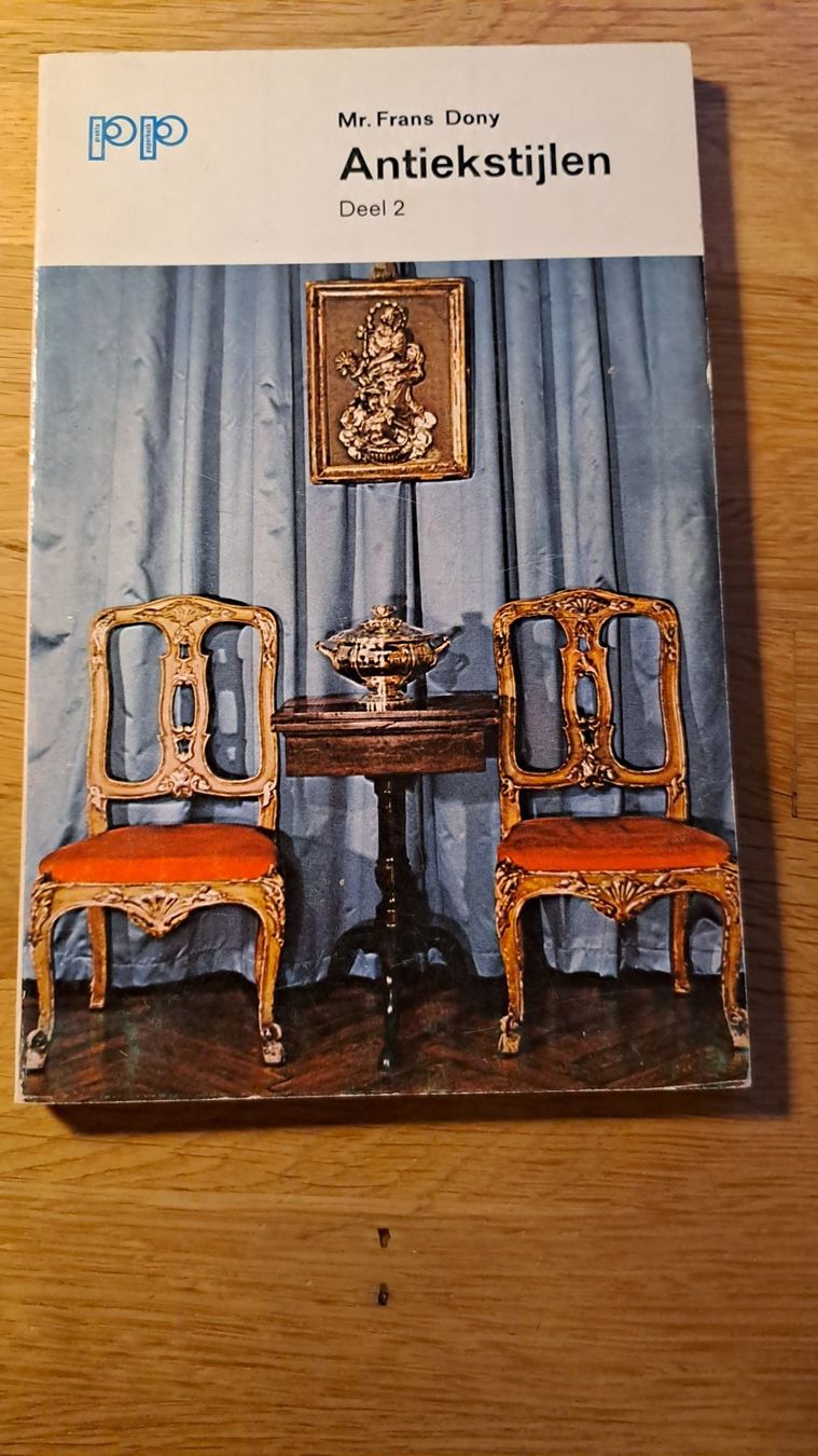 Libri: Antiekstijlen - Mr. Frans Dony – Usato da Rieden AG venduto da Werkstattlaedeli
