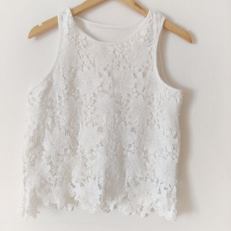 Herziges Spitzen Shirt Bluse Top Tanktop Lochstickerei Gr.38