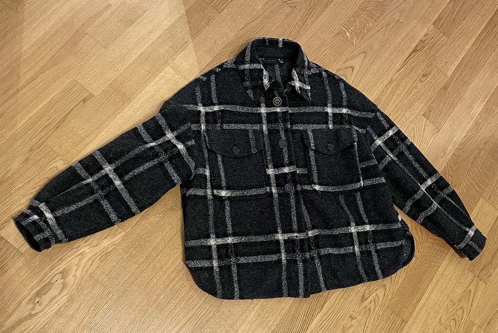 Vero Moda Giacche: Jacke Vero Moda – Usato da Altdorf UR venduto da tho_59kk