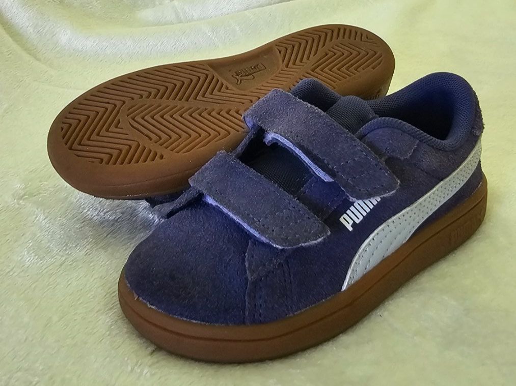 Puma Schuhe für Jungen: Puma Schuhe blau Grösse 24 – Gebraucht aus Bichelsee von DaminaS
