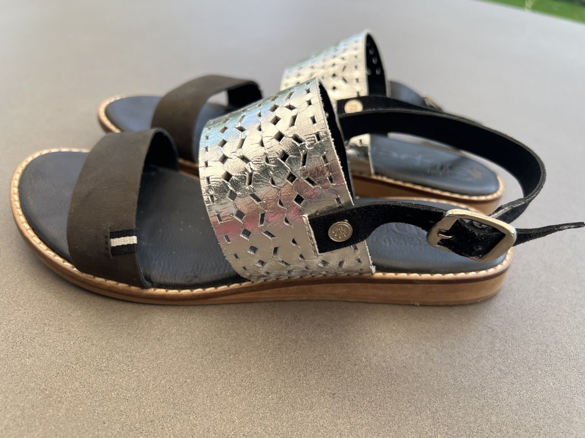 Superdry Scarpe per ragazze: Sandalen Gr. 37 (Echt Leder) – Usato da HORGEN venduto da vladibarca10 2