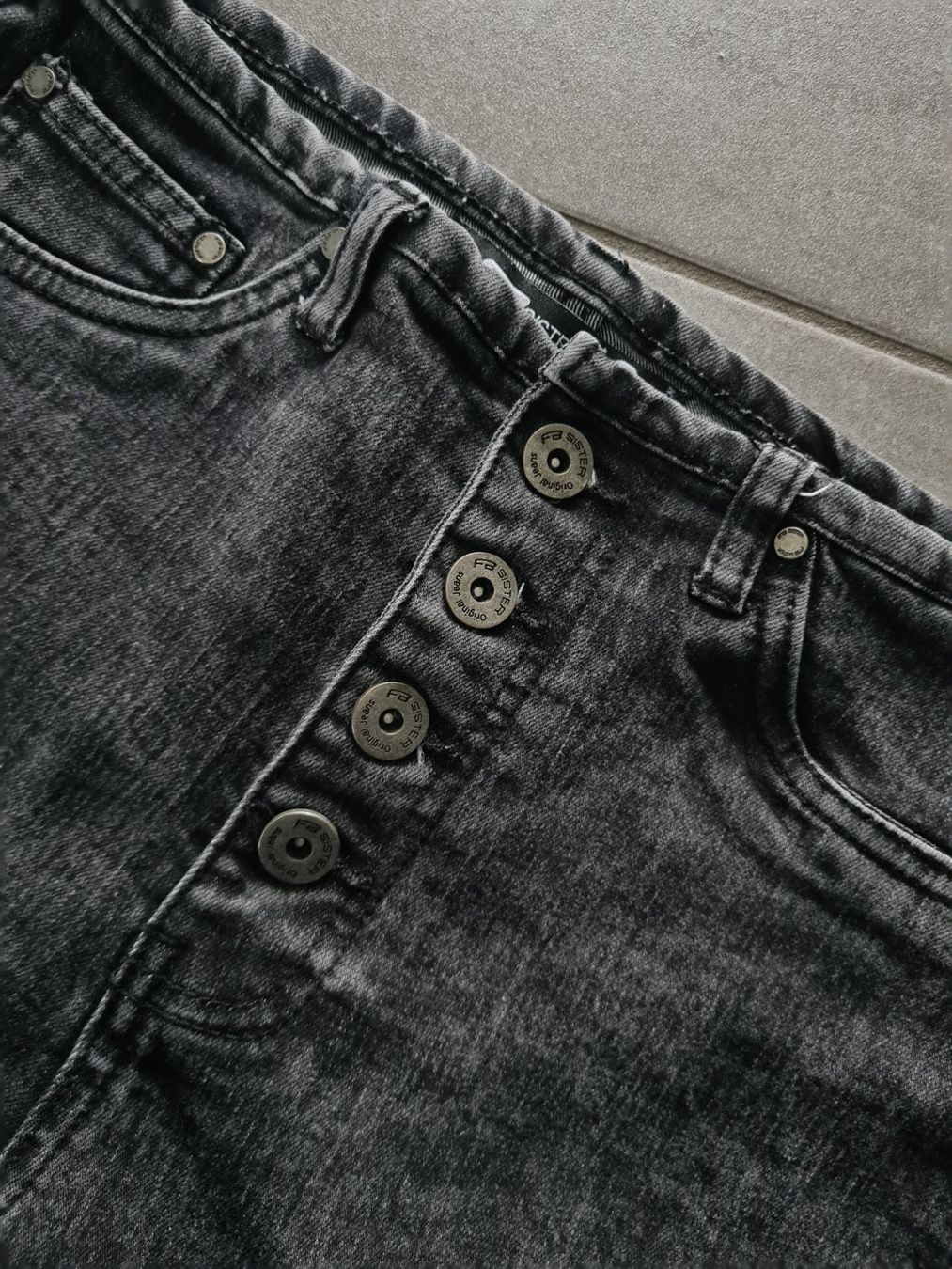 Jeans: NEW YORKER Short jeans schwarz gr.S – Gebraucht aus Mezzovico von maemy 2