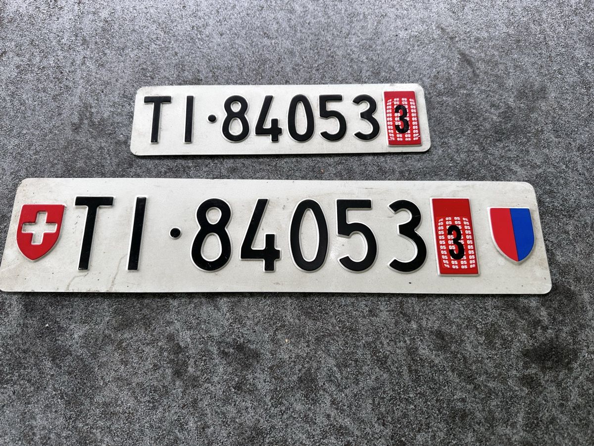 Schilder: Alte Ticino Autonummernpaar ab 50.- – Gebraucht aus Starrkirch-Wil von charlywatson 2