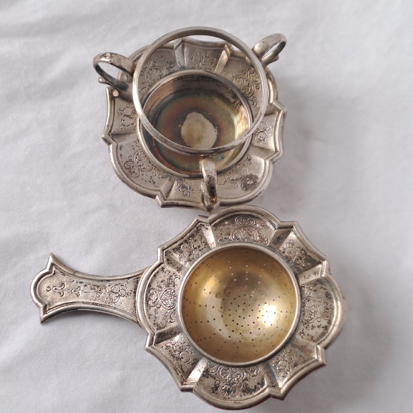 Teiere: Antik 800 Silber Teesieb mit Abtropfschale  – Usato da Adliswil venduto da globill 2