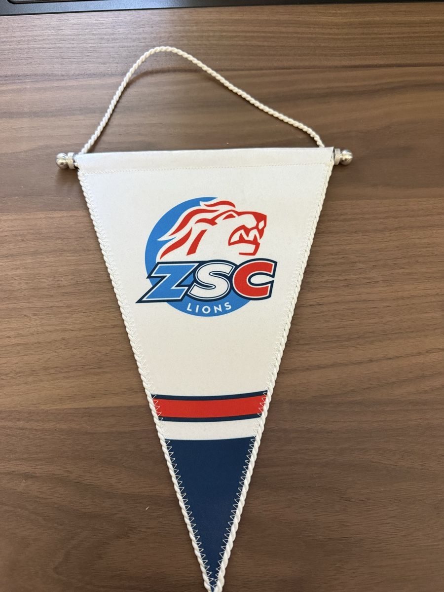 Zsc Lions Bandiere: ZSC Wimpel – Nuovo (secondo la descrizione) da Kloten venduto da mel_2rss 1