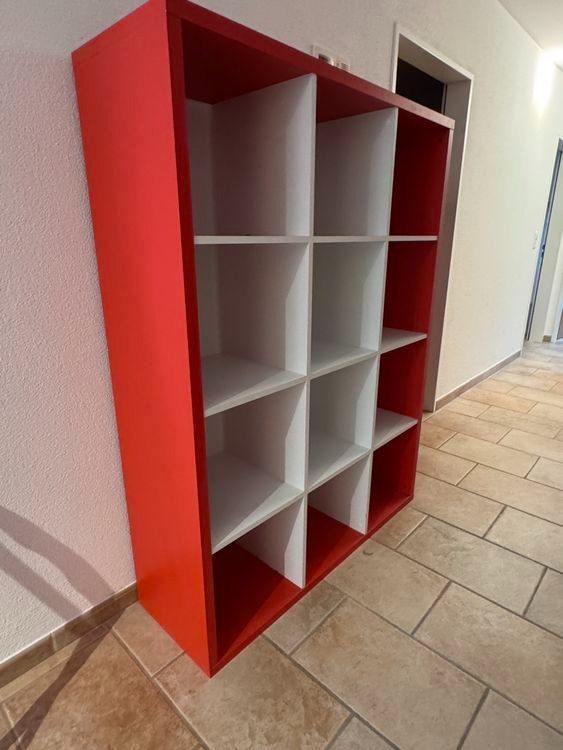 Regale: Rotes Kallax Regal mit 12 Fächern – Gebraucht aus Wallisellen von SirKingKong87 2