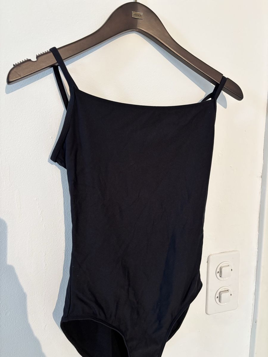 Canottiere & Pantaloni: Ballett Tricot – Usato da Sulzbach venduto da dfrey25