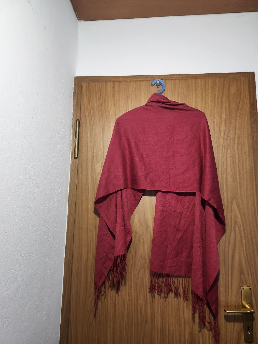 Foulards, Tücher & Schals: Écharpe Cachemire Rouge avec franges Taille Unique – Gebraucht aus Niedergösgen von Eva2410 1