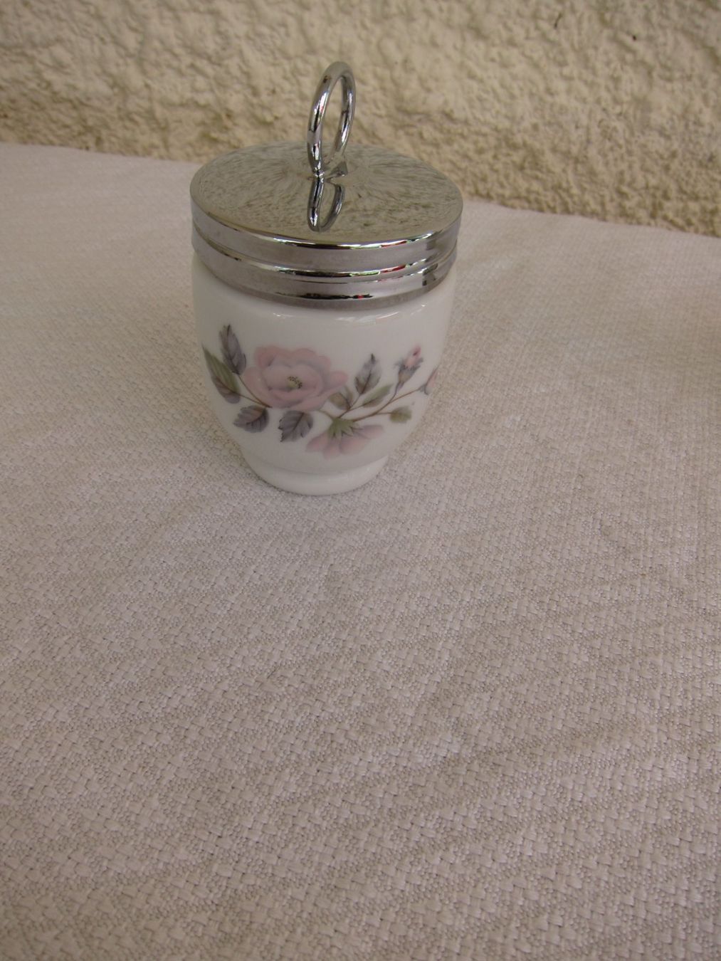 Autre vaisselle: Eggcoddler Royal Worcester 3er Set Blumenmuster – D'occasion à Regensdorf par Eri8057 4
