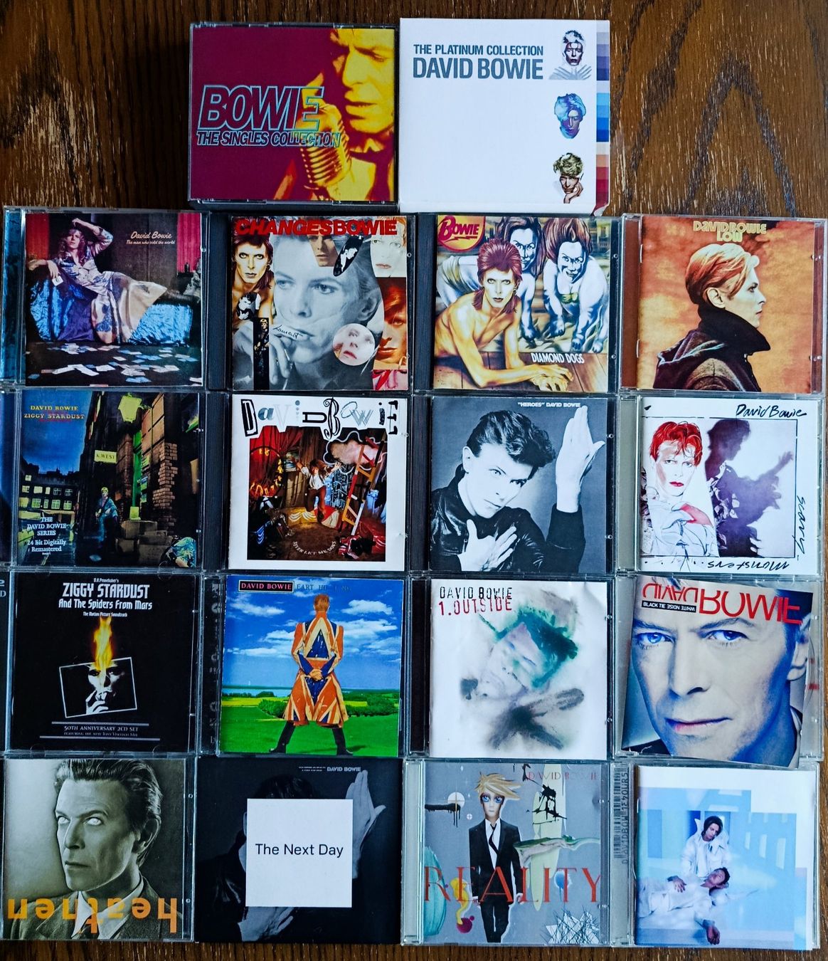 CDs: Lot  CD David Bowie – Gebraucht aus Gingins von Demonseed