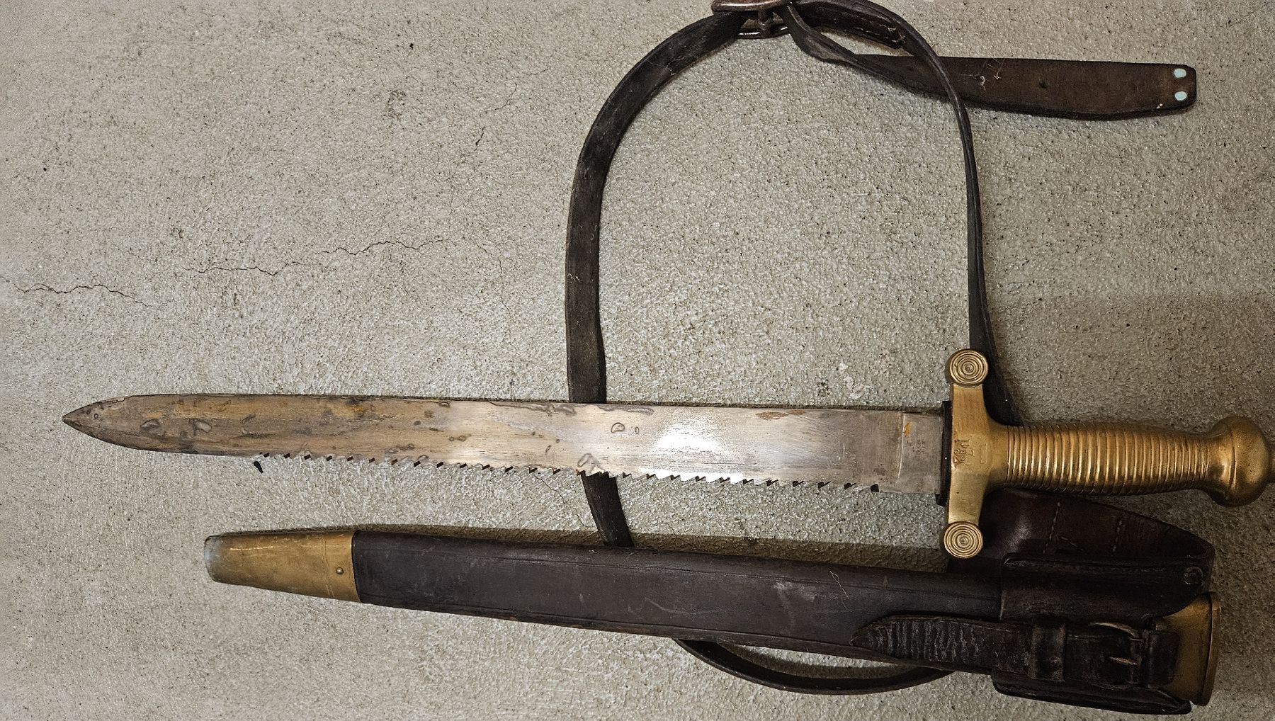 Altre raccolte & rarità: Schweizer Sappen-Säbel Modell 1852 mit Lederscheide – Usato da Römerswil LU venduto da Feerdi 2
