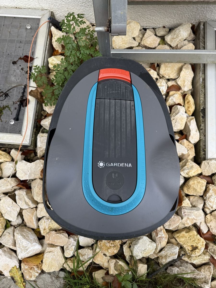 Gardena Rasenmäher: Gardena Smart Sileno Rasenmähroboter – Gebraucht aus Rorbas von erdbeeri91