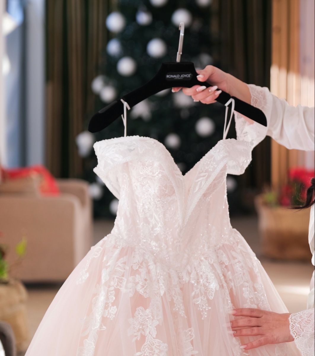 Vestiti: Abito da sposa principesco – Usato da Sementina venduto da boc_blg8
