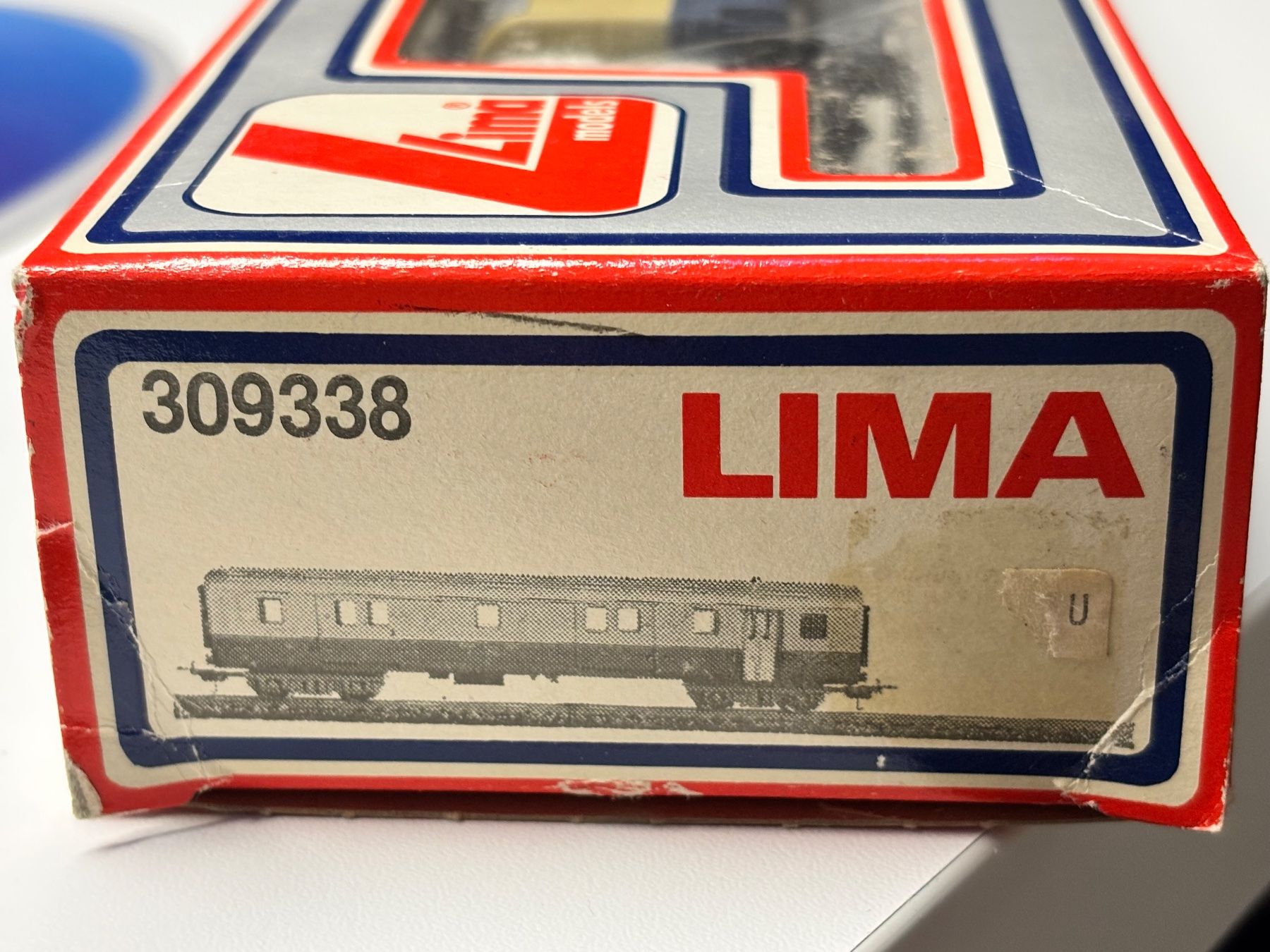 Lima Modelleisenbahnen: Lima 309338 Gepäckwagen BLS – Gebraucht aus Rothenburg von Vanzonk 4
