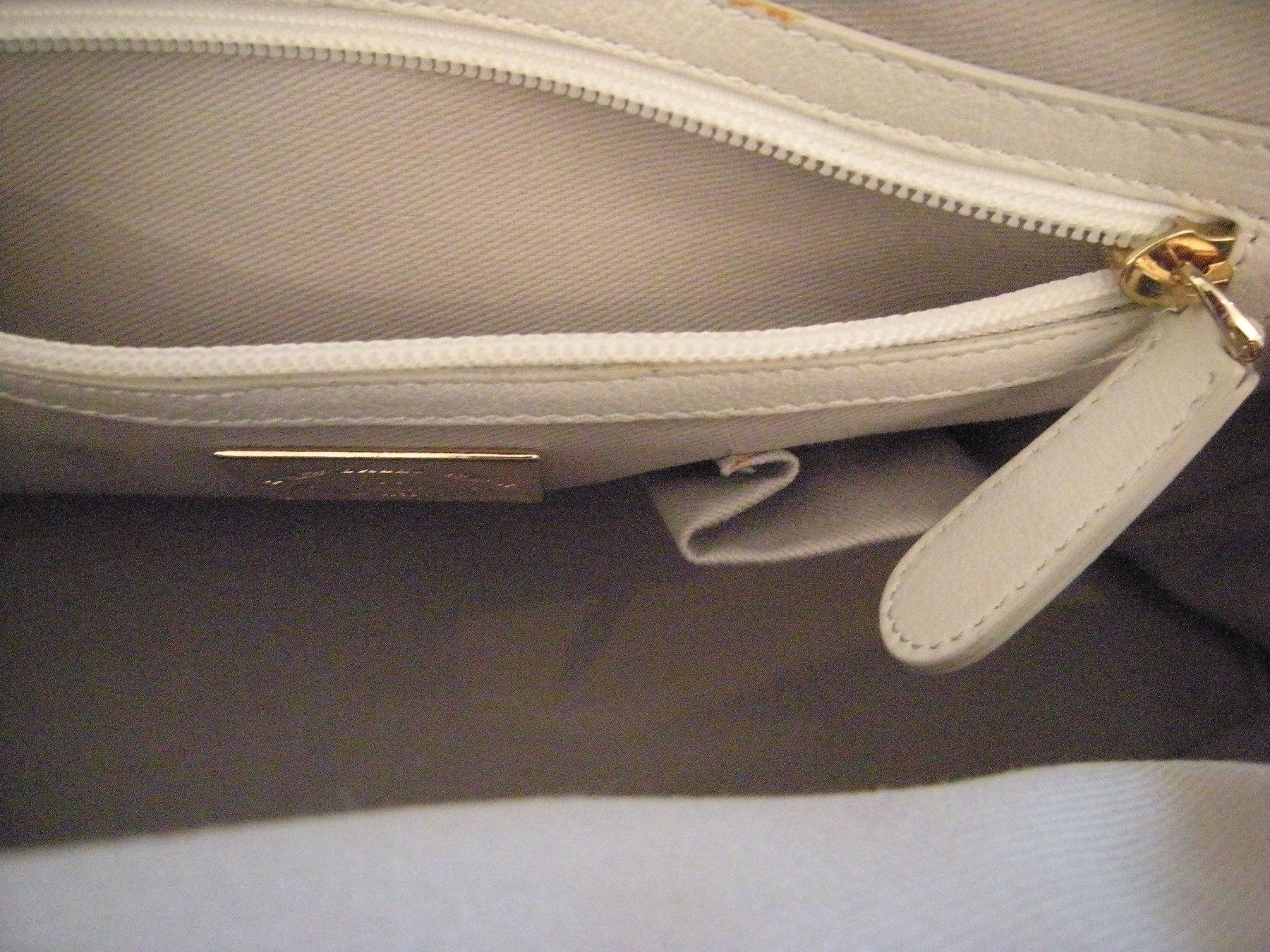 Bally Borse da donna: Wunderschöne BALLY Echt Leder Tasche Handtasche 36x24x14cm – Nuovo (secondo la descrizione) da Holziken venduto da Rupe 6