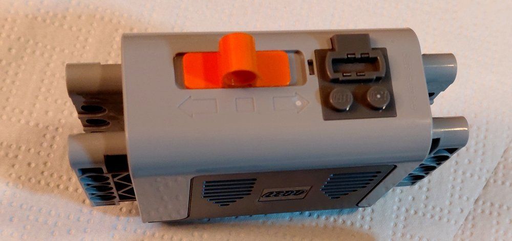 Lego Kit di costruzioni: LEGO Power Functions Battery Box 8881 -F76 – Usato da Morges venduto da vimajes12 2