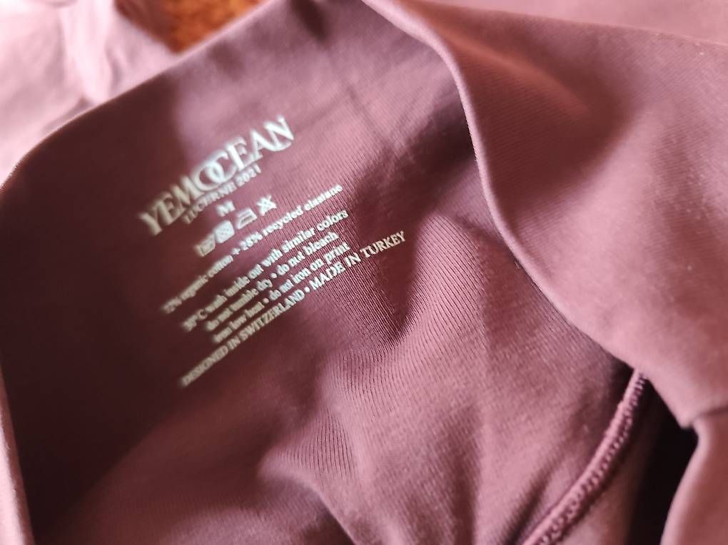 Yemocean Leggings: Yemocean Leggins Brombeer Größe M – Usato da Luzern venduto da doris88