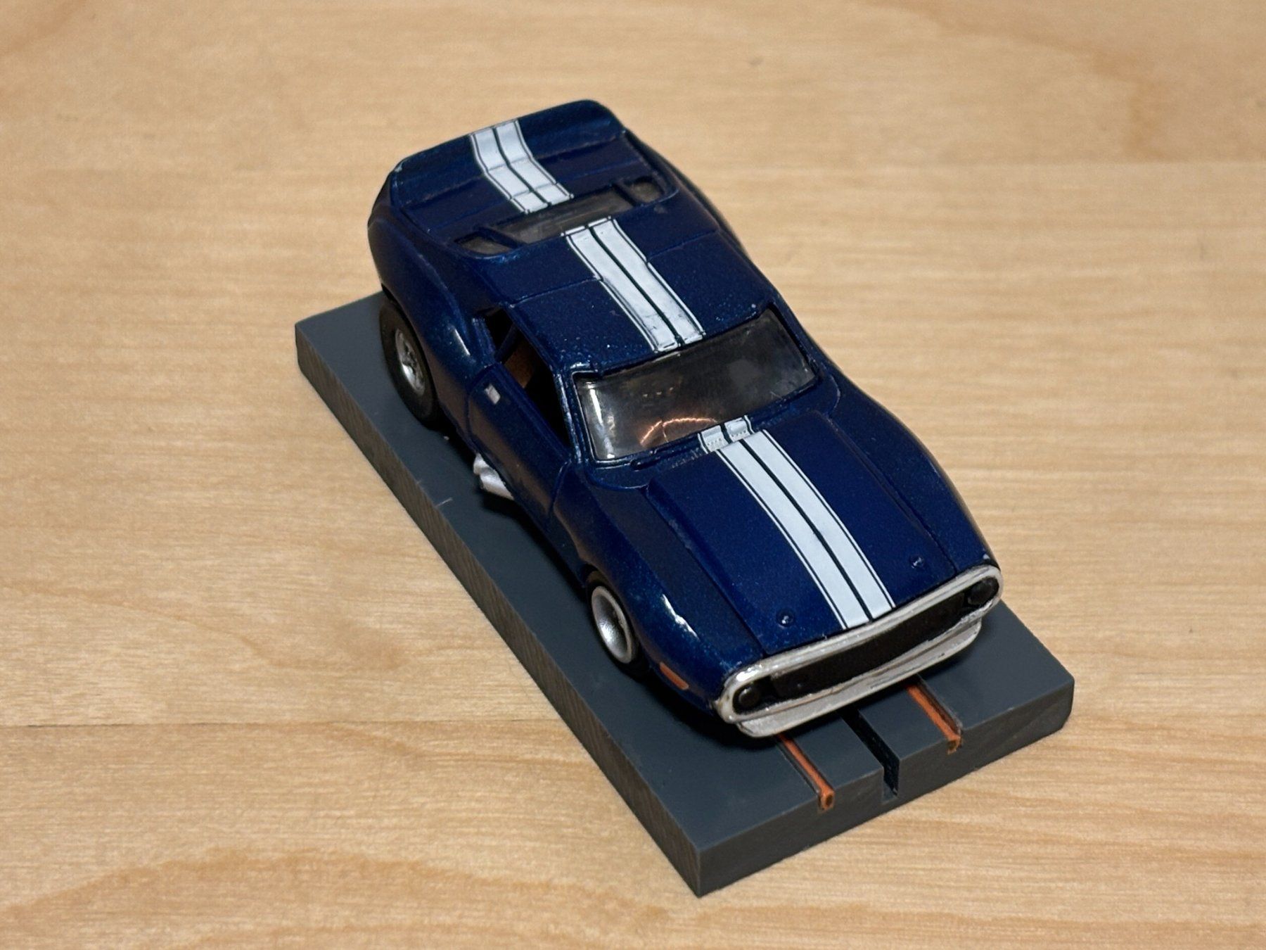 Piste: Johnny Lightning X-Traction Javelin blau – Usato da Bülach venduto da h0slotch 6