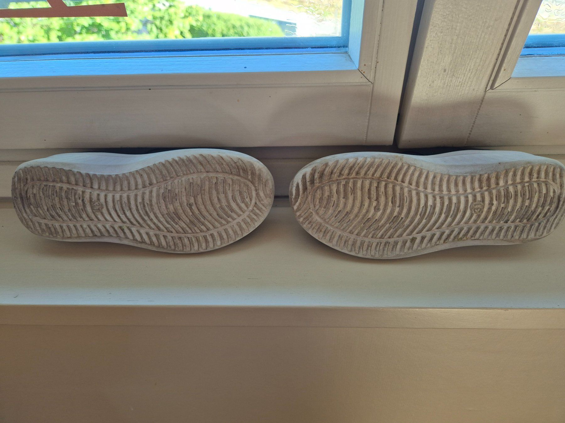 Schuhe für Jungen: Halbschuhe schwarz "Jurassic-World", Gr. 31 – Gebraucht aus Dietikon von grafad 3